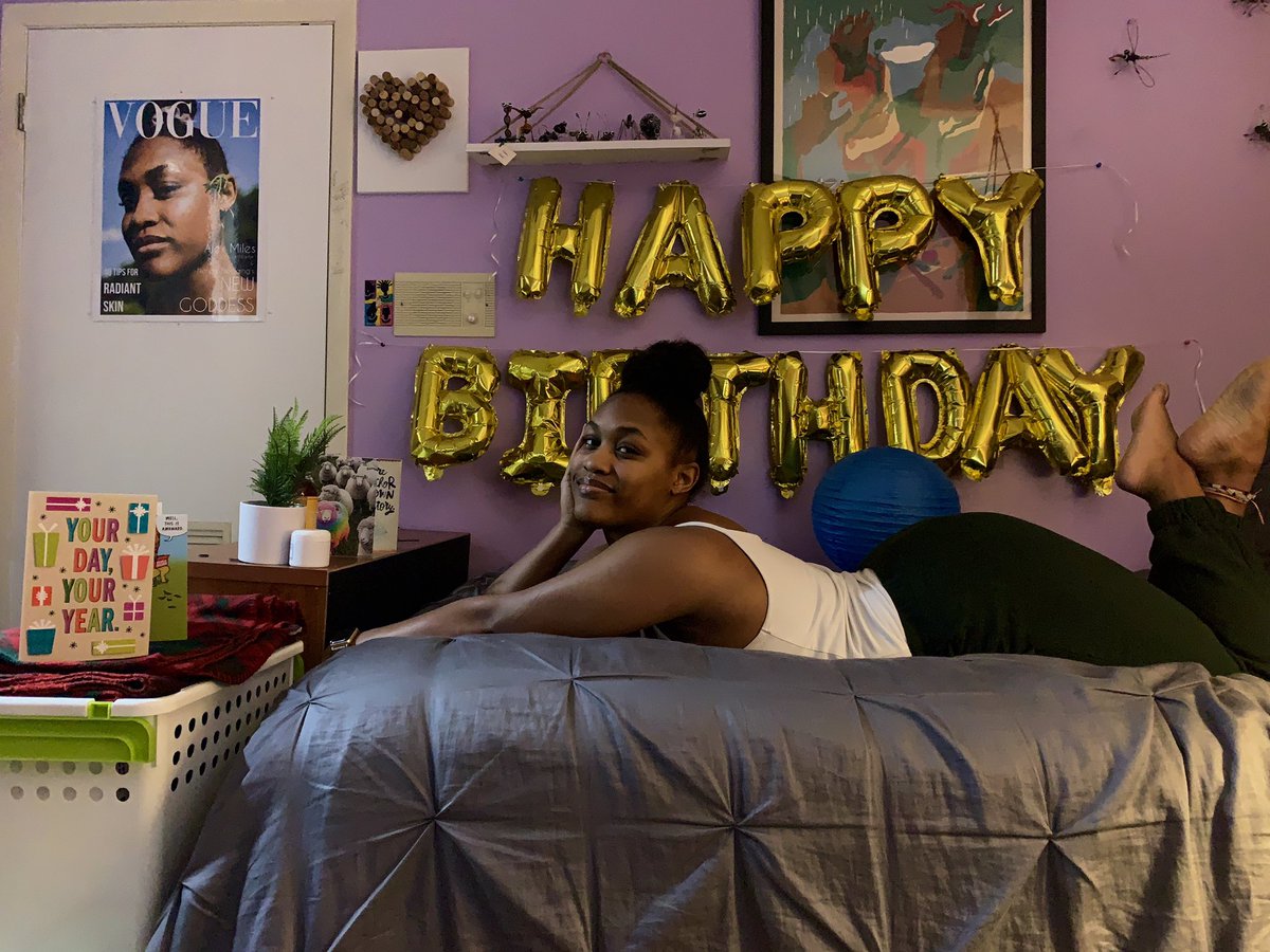 AlexNorimaki's tweet photo. Good morning, I did an impromptu birthday shoot last night bc these balloons legit took an hour to inflate and I wasn’t gonna take them down without proof. https://t.co/TSbkNtaw5L