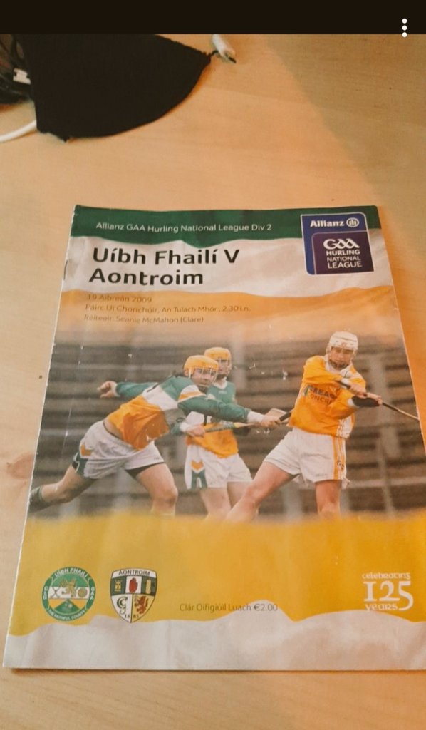 MatchOffaly's tweet photo. National league division 2 between @Offaly_GAA and @AontroimGAA from 2009 https://t.co/55i3h8eIc7