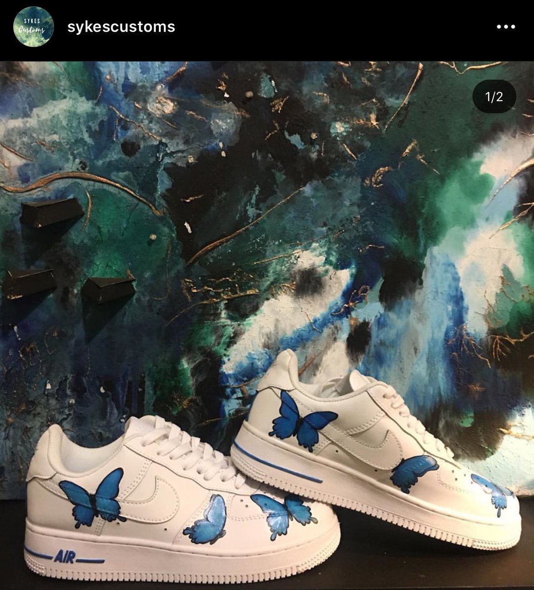 ImaanSykes's tweet photo. Hi Everybody 🌚 

I recently started my own business and would really appreciate if you could show the instagram account some love 💖 

These are some of the hand-painted customs I’ve done so far 🖌🥰 

Please RT for Awareness ✨ https://t.co/jx8TqUJECe