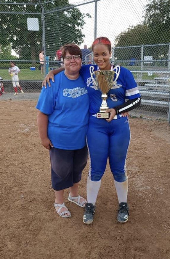 SDPremier06's tweet photo. The last two NAFA Northern Nationals 12U in ‘19 &amp; 14U in ‘20 this young lady blasted 8 HR in 19 games helping her team to a Runner-Up and 1st Place finish....great job Tajsia Herron! @NAFASoftball #goSDP https://t.co/gllbZmsivG