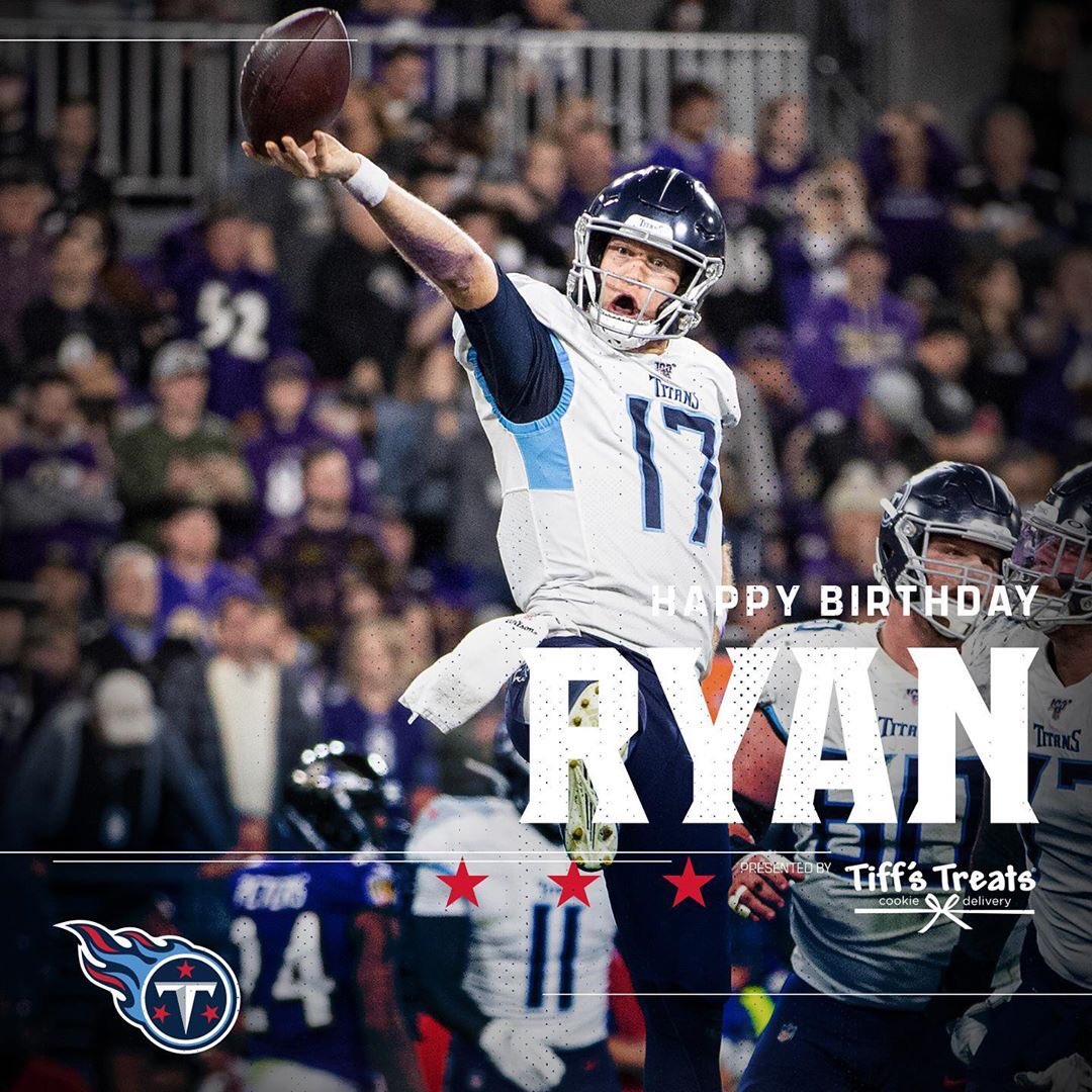  happy birthday Ryan Tannehill!                