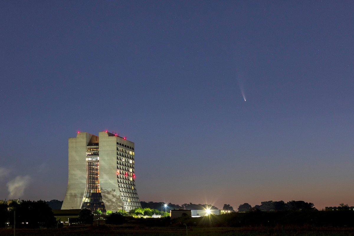 FermilabEd's tweet photo. Connect with @Fermilab at home! We continue to update our online resources so you can learn all about Fermilab science!

Virtual Exhibits: https://t.co/g6EmDTyH5M
360 Tours: https://t.co/vM5Zr54Bys
Science Snippets: https://t.co/tnwS2fyekw

Photo credit: Marty Murphy https://t.co/yF307aQ3w4