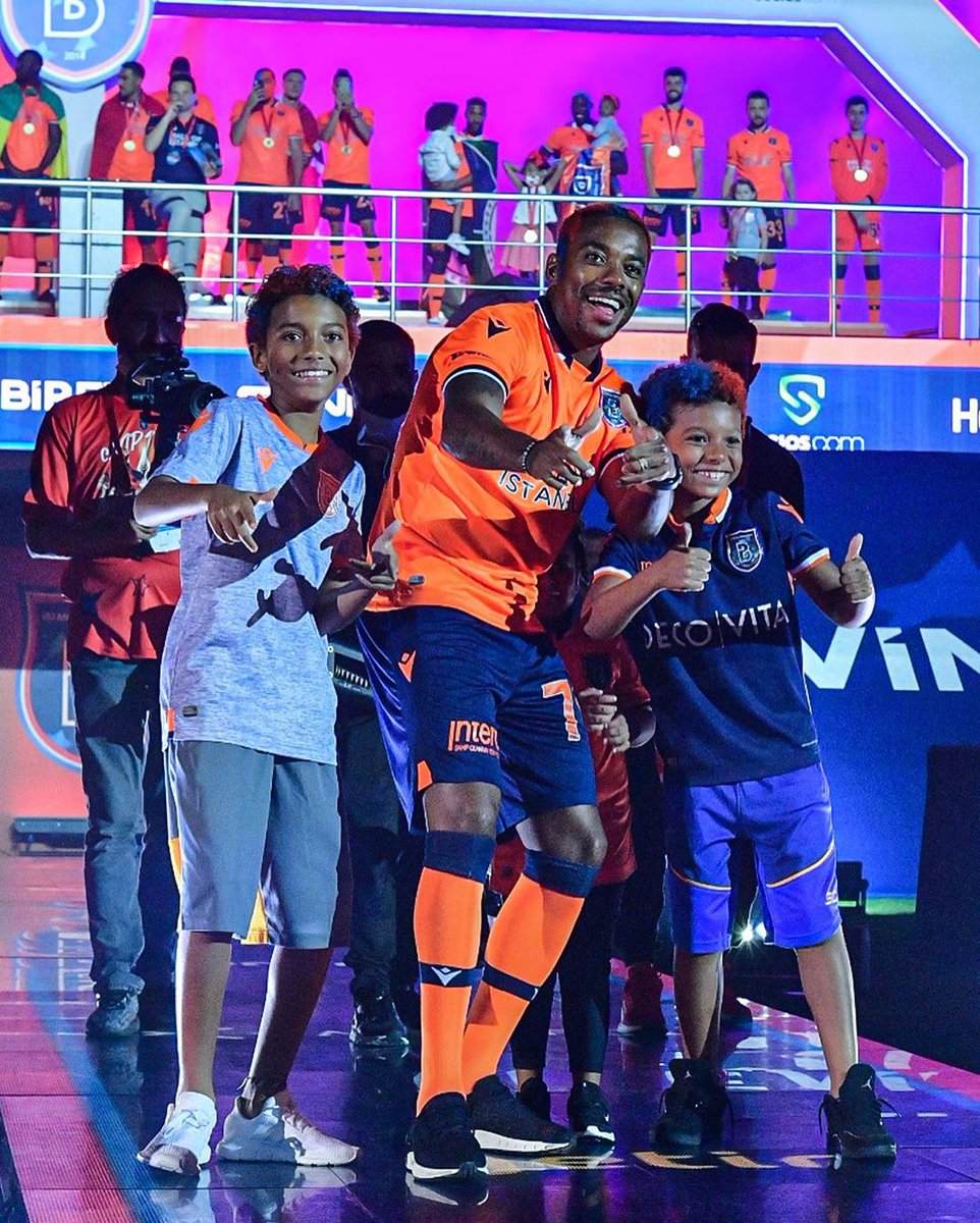 433 On Twitter It S 2020 And Robinho Skrtel Demba Ba And Clichy Are Winning Titles Ibfk2014