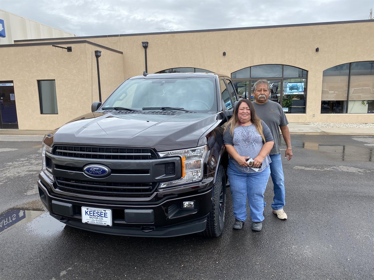 KeeseeMoCo's tweet photo. Congratulations Paul &amp; Margaret! #KeeseeMotorCompany #EnjoyTheRide #FordLincoln https://t.co/jXjZwIMf5H