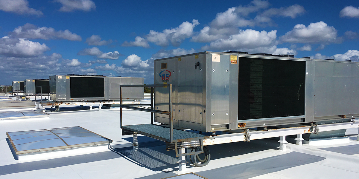 GMDSolutions's tweet photo. Hemos trabajado con el departamento de #mantenimiento de @DecathlonES para renovar 28 máquinas de #climatización en 16 tiendas durante los últimos 2 años. Aquí más información del #proyecto 👉🏽  https://t.co/cy8cGjeADt https://t.co/2zqlhbb09Q