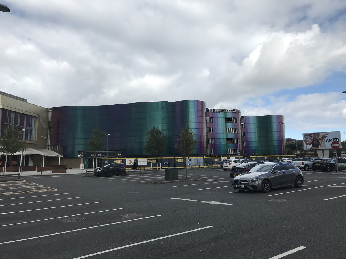 GRJContracting's tweet photo. How great does the new cladding at Merry Hill Shopping centre look! We are thrilled to be working with https://t.co/Vp6EVWoHOP applying Sherwin-Williams intumescent coatings on this well coordinated project
#grjcontracting
#standingforlifesafety
#TEAMmac
#loveconstruction https://t.co/8CXeY0MHVz