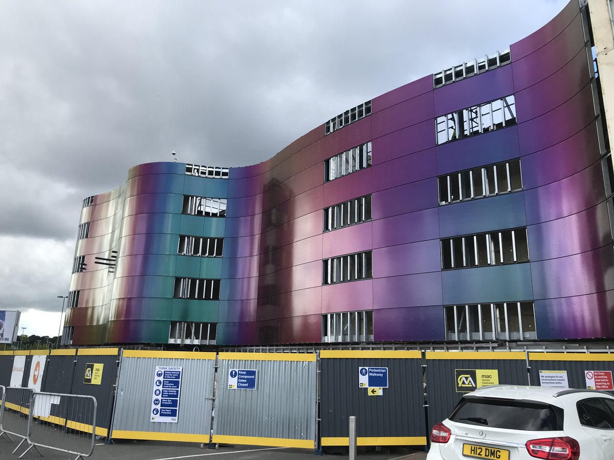 GRJContracting's tweet photo. How great does the new cladding at Merry Hill Shopping centre look! We are thrilled to be working with https://t.co/Vp6EVWoHOP applying Sherwin-Williams intumescent coatings on this well coordinated project
#grjcontracting
#standingforlifesafety
#TEAMmac
#loveconstruction https://t.co/8CXeY0MHVz