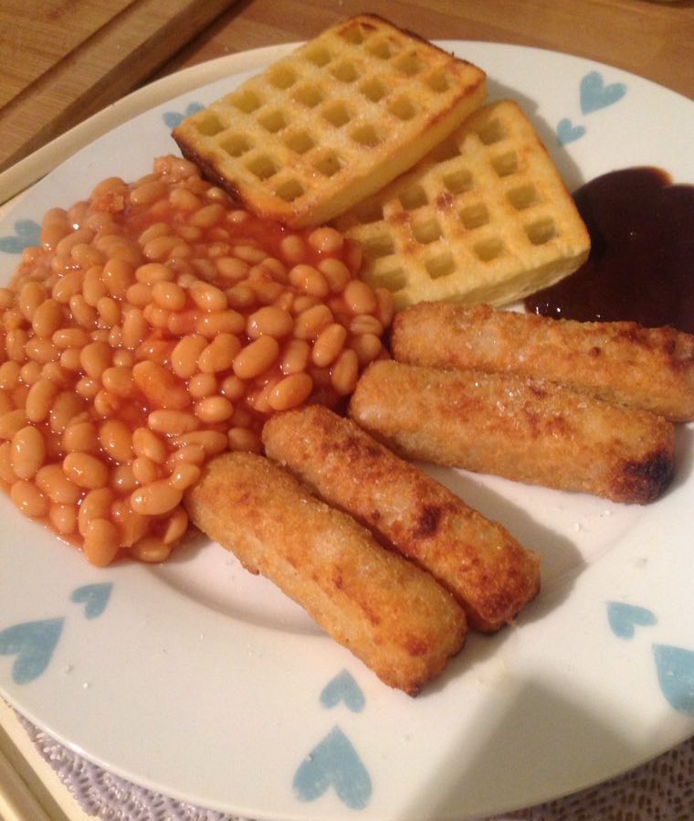 What's For Dinner? on Twitter: "Potato Waffles, Fish Fingers and Beans  https://t.co/MwlMlIhPAY" / Twitter