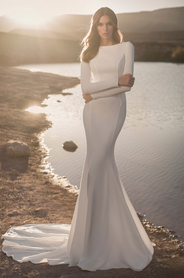 pninatornai's tweet photo. Sleek, simple, stunning!
2021 #LOVEbyPninaTornai #Style14853
Available @KleinfeldBridal
Photo: Dvir Kahlon
Makeup: Ortal Elimeleh
Hair: Benjamin Ruimi https://t.co/eiMmYeZsvD