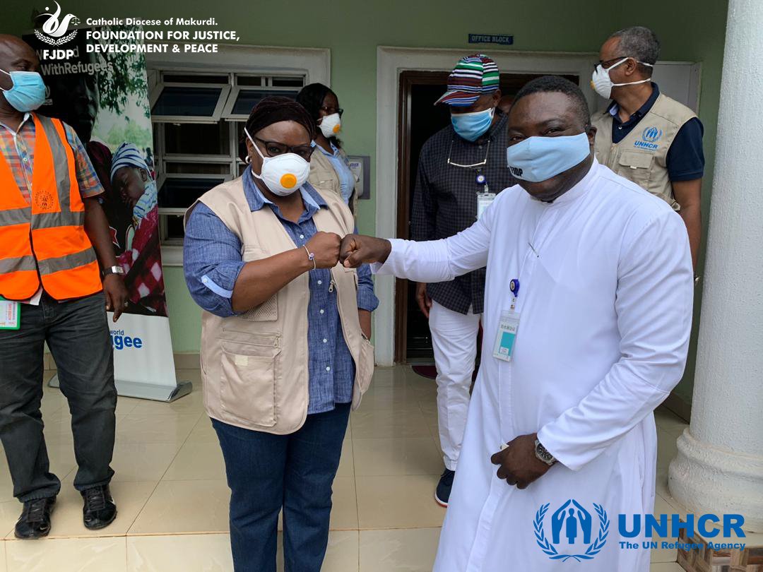 fjdpnigeria's tweet photo. The  coordinator FJDP Makurdi, on behalf of its staff,welcomes the new UNHCR country Rep. to Nigeria.He, on the same day, also met with Mulugeta Zewdie, the out-going head of the UNHCR Sub-office in Ogoja who he sent his deepest appreciation to all FJDP staff.
#FJDP
#UNHCR https://t.co/fO6FpJe8Yp