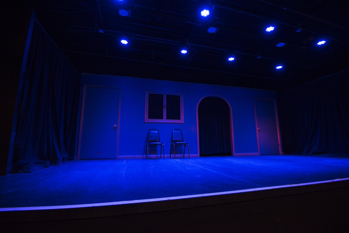 Just popping in to say that we’re missing you all today. 💕

#emptystage #emptyhearts