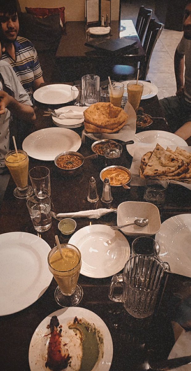 Perodic_table's tweet image. So much, obbessed with this mooddy filter of #snapchat.