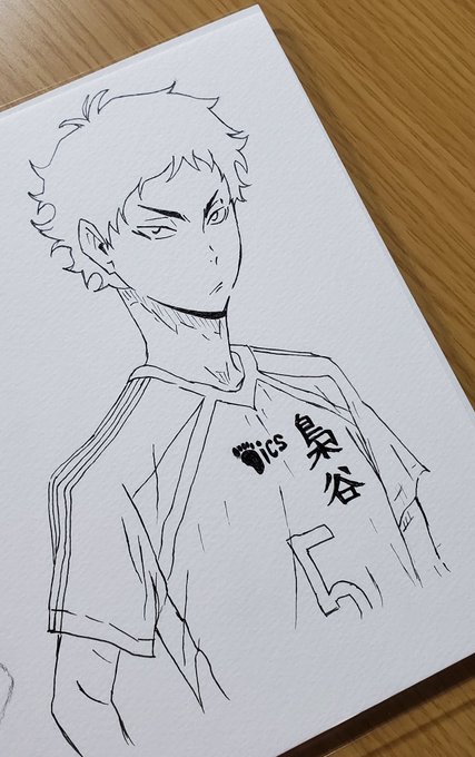 私の集中力は顔から始まり、顔で終わりました?
あー髪の毛〜?
ふわふわ〜とか変なとこにニョっていう線描かないようになりたい…
#模写
#ハイキュー 