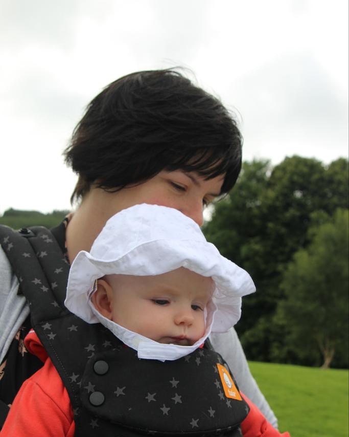 sileharpist's tweet photo. Out and about in Killaloe with our fancy new baby carrier. Thanks for the pic @fionaofiaich
#killaloe #babytula #tula #tulaexplore https://t.co/psWgPfL98y