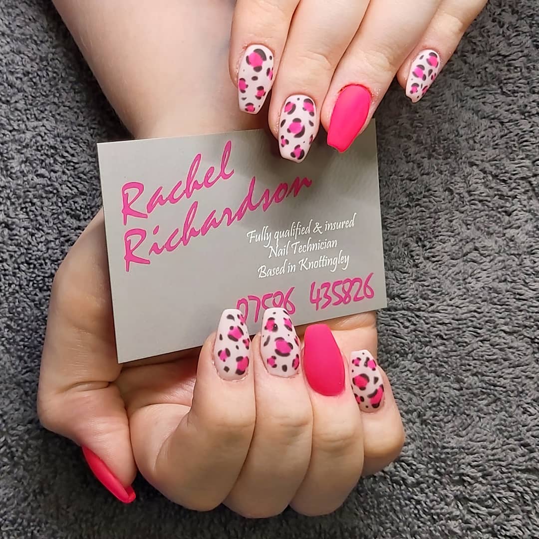 RRNailsBeauty's tweet image. Acrylic extensions with Evo in Rhiannon &amp;amp; Dané (from £31.50).
Book your nail appointment by contacting 07586 435826 or facebook.com/RachelRichards… 
#AcrylicNails #SquareNails #AnimalPrintNails #PinkNails #NailTech #York #Leeds #Wakefield #Knottingley #Castleford #Eggborough #Goole