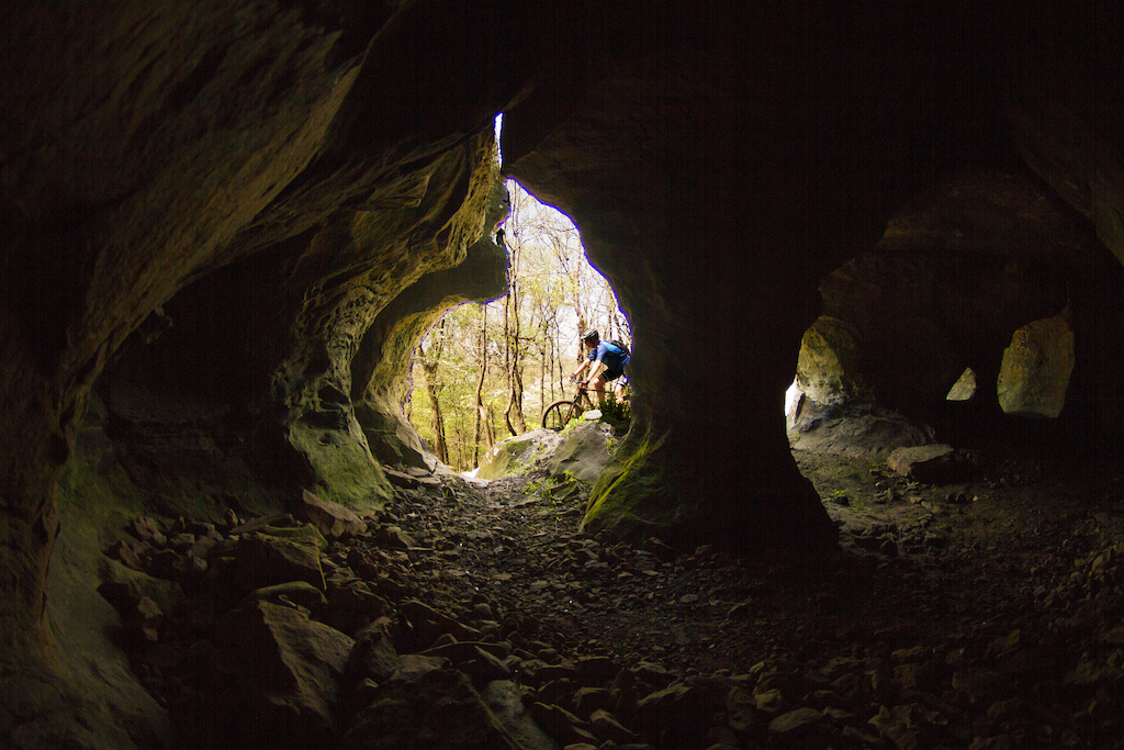 SpringdaleAP's tweet photo. Have you passed through this cave in Fitzgerald Mountain? 😍 #ExploreSpringdale https://t.co/vi1Qy5EDaX