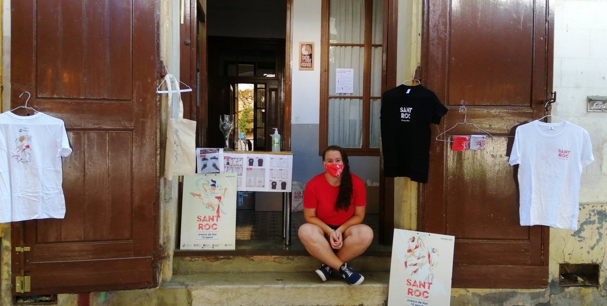 elsmacips's tweet photo. Les podeu venir a buscar al Casalet, on també estarem venent tots els altres productes que tenim, així com les samarretes👕, almorratxes, etc. cada tarda de 16h a 20h.
Ens veiem!!
#macips #cultura #COVID19 #ArenysDeMar #CompliremTotsLaPromesa https://t.co/wY9QWnx5GV