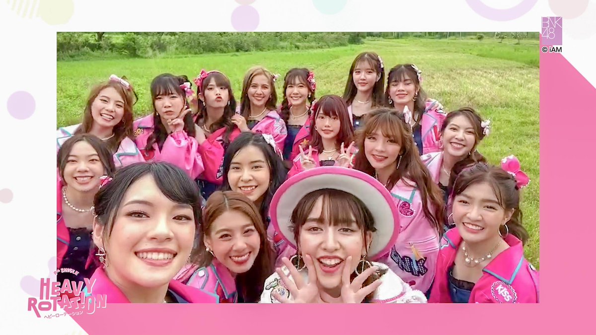 bnk48official's tweet photo. 🎉🌽🍿 Heavy Rotation ครบ 1 ล้านวิว 🍿🌽🎉
ขอขอบคุณทุกท่านที่มาให้กำลังใจน้อง ๆ ทุกคนนะคะ
สำหรับคลิปนี้คือคำขอบคุณจากน้อง ๆ ค่ะ ไปดูกัน

Link >> https://t.co/Ii0yLjFHzl <<

======

【MV Full】Heavy Rotation / BNK48
Link >> https://t.co/xl1SZ1iEWM <<

#BNK48
#HeavyRotationTH https://t.co/HIOUTlI9QY