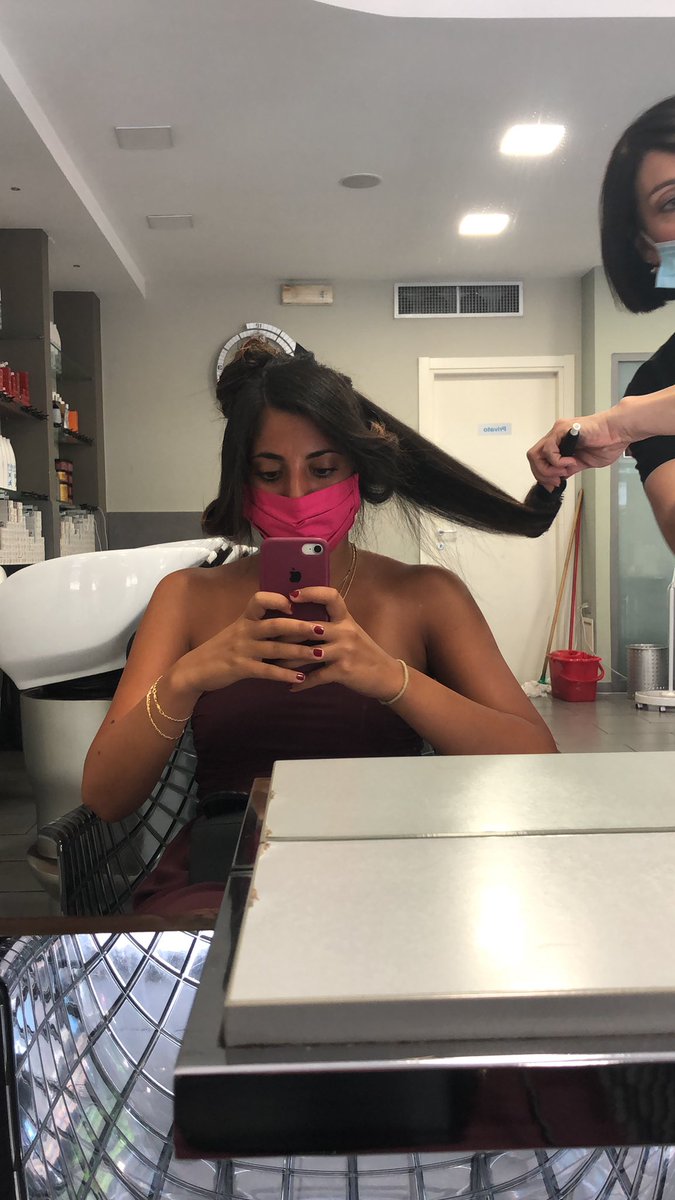 NoSistupida's tweet photo. I'm getting ready for the PROM!  are you ready Twitter friends?@Tanolibranti @GCuscuna96 @TKarramba @DFedechico @SichelGiovanni @scarlottina @Frazzettami @PiuFamosa @IlDragoSocial #AciProm2020 https://t.co/l0OKCgt51F