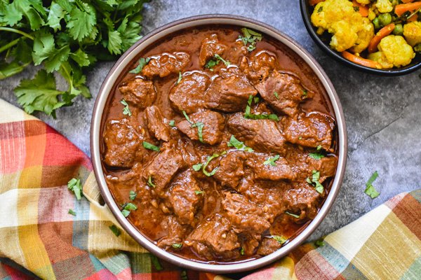 SpiceCravings's tweet photo. This easy Key Wot recipe is a hearty Ethiopian beef stew seasoned with warm and earthy berbere spice cooked until fall-apart tender in half the time in an Instant Pot. #beefstew #ethiopian #instantpot #keywat #keywot #stew #curries https://t.co/78jTh2MDLe via @spicecravings https://t.co/dxM61wc5gn