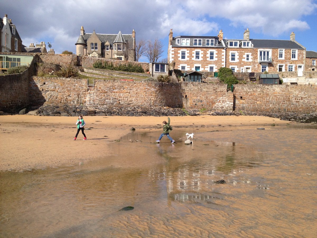 Lynn_Nothegger's tweet photo. Here’s one of mine for @emilylhauser #WhenAllThisIsOver - Elie beach in Fife. If you time your visit right, you can watch them play cricket right here on the beach. https://t.co/V2ALkgHl7l