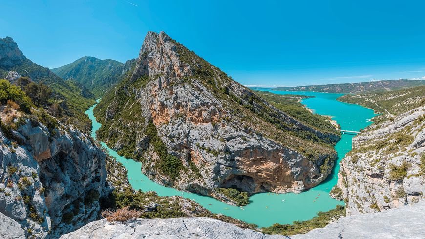 FanDeNostraGoat's tweet photo. Gorges du Verdon, France. https://t.co/IqRhbR4bNY