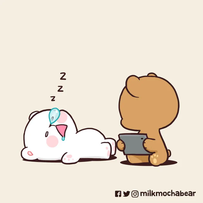 Busted! ?
---
Do you love to take weird pic of your partner too? Feel free to mention your victim~! ?❤

#milkmochabear
#milkandmocha 
