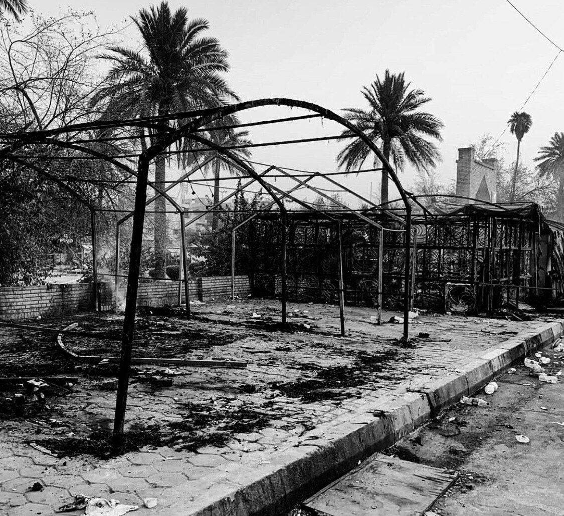 mohanad90k's tweet photo. #التحرير_تقمع ودماء ثوره تشرين لاتزال على الارض ويمكن ان تقتلع اصحاب الكراسي والمنتفعين من السلطة https://t.co/NkiEiSL6m5