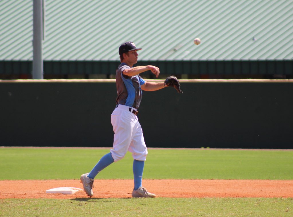 SAN_Mavericks's tweet photo. The Squeeze take an early lead, it’s 1-0 headed into the 2nd inning. We’re looking to get some runs headed into the 3rd https://t.co/HiqylOqGQ2