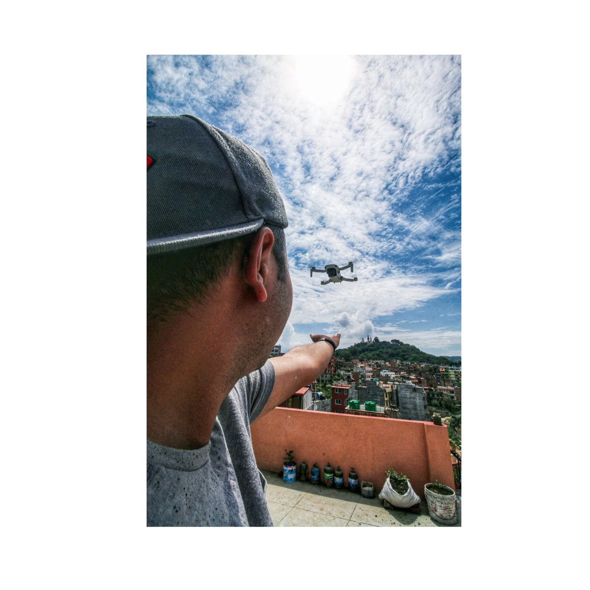 Sujan_Mhrjn's tweet photo. My travel partner hai gaich ๐
#Djiglobal #Goproshot #Nepal https://t.co/Kb1WFMGnNW