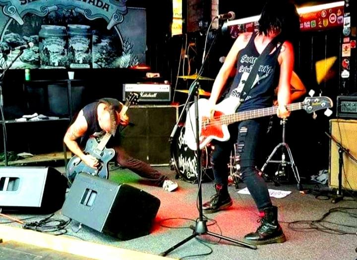 skofnightmare's tweet photo. Outdoor stage at The Riot Room in Kansas City, MO. 2017 or '18. #skontheband #somekindofnightmare #punkrocktour #punktour #americanpunk https://t.co/Ws4vHaoRR9