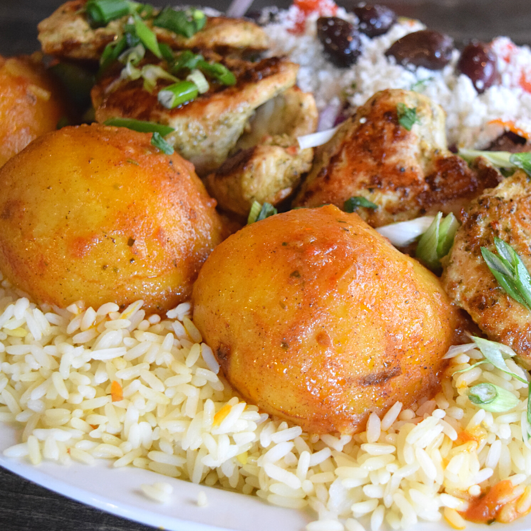 MosFamilyRestaurant tweet media