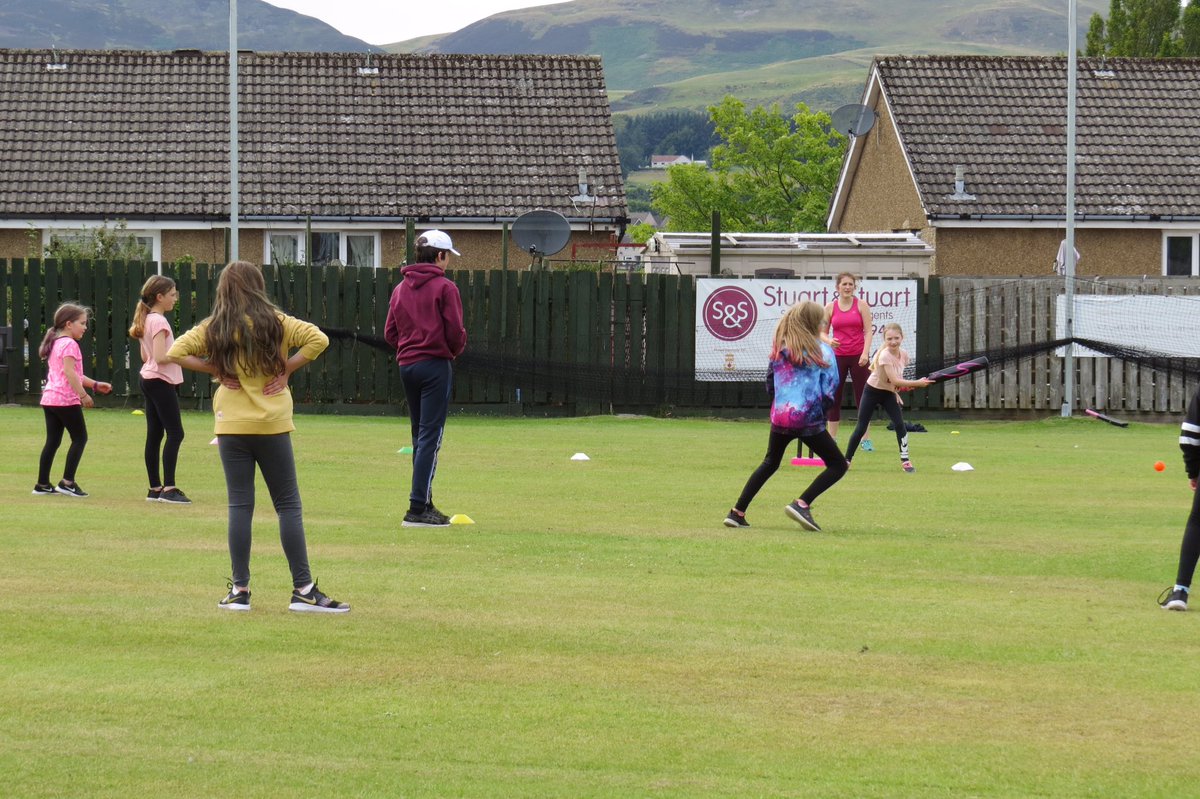 juniorpythons's tweet photo. An awesome return to cricket last Friday for our @PenicuikCC youngsters! 🤩🤩

5️⃣0️⃣ kids all back playing cricket at the club!

Thanks to everyone for following the guidelines + well done to the coaches and volunteers for the set up! 👍👍

#thepythonsareback 🐍🐍🏏🏏 https://t.co/yYiZz0nlDS
