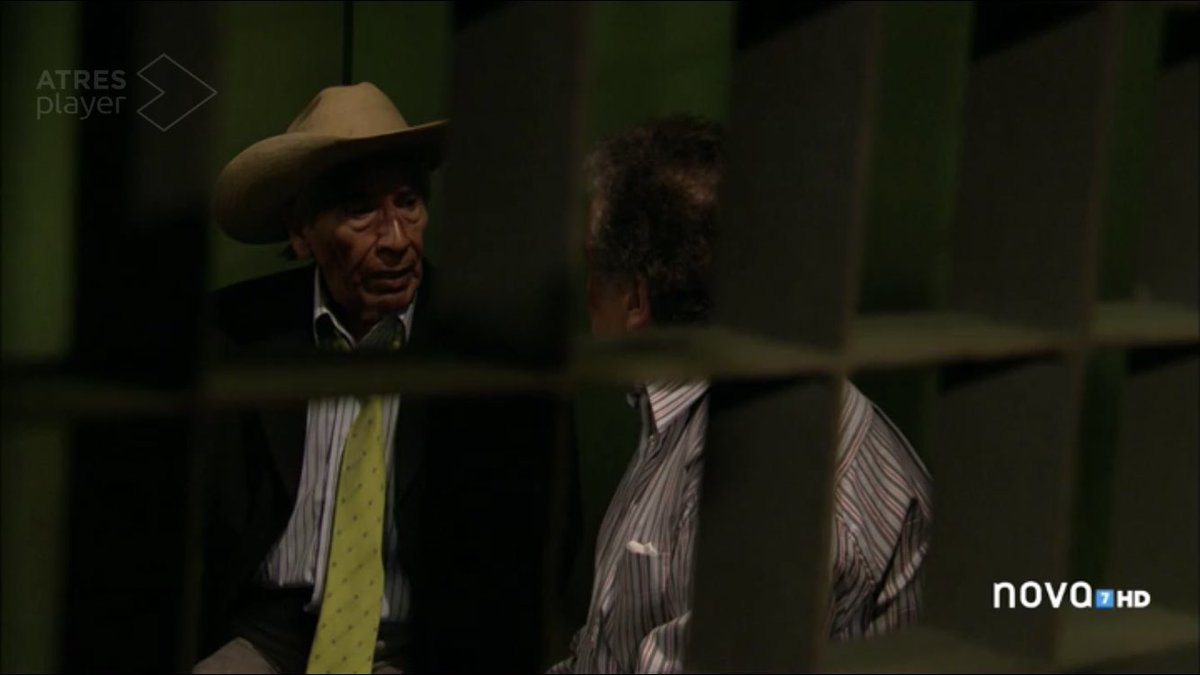 ¡Pedro y Chucho fueron detenidos! 😰

#Sortilegio de lunes a viernes a las 17.30h en <a href="/NovaTDT/">Nova</a> con <a href="/jackybrv/">JACKY BRACAMONTES</a> y <a href="/willylevy29/">William Levy</a> 

#SortilegioNova27Jul ✨