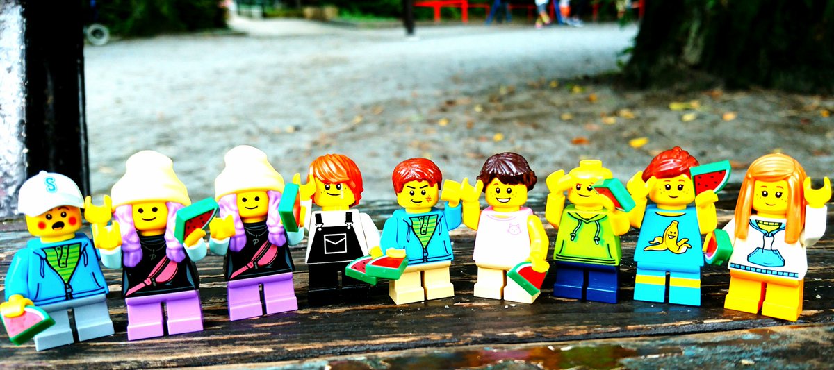 siracusatottsu's tweet photo. スイカ🍉どーぞ
#レゴ #lego #vandmelon https://t.co/ajSIaj42G8