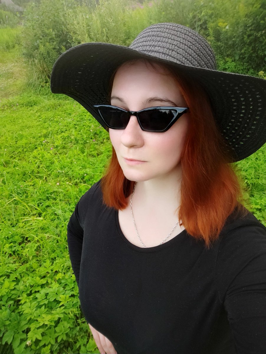 Red_Hatty's tweet photo. Хочу блинчиков! Кашу говорю ешь!
#goodomensforyou #GoodOmens
#wrongomens #Aziraphale #NannyAshtoreth #Crowley https://t.co/1i8gMKcioi