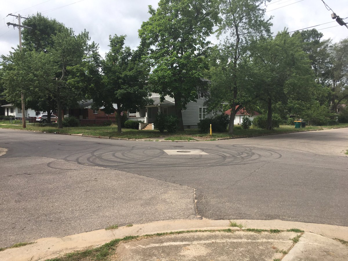 Sam Knef tweet media