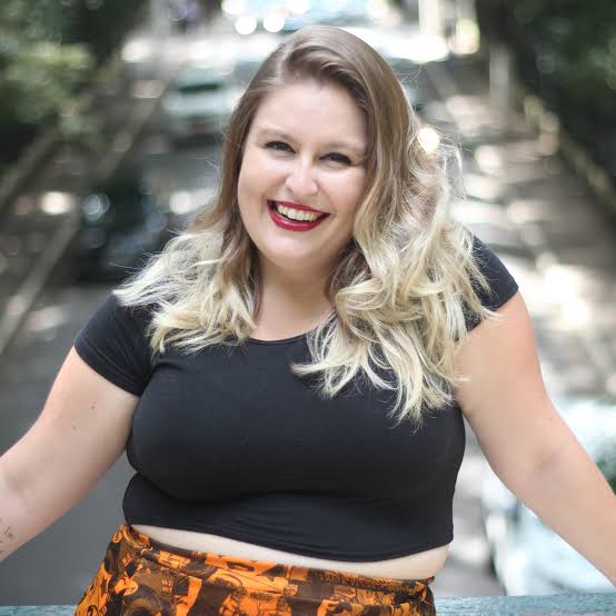 increasycl's tweet photo. Mas gente, olha essa @magazineluiza sendo tudo pra mim! #AmorPlusSize da @LarissaSiriani por apenas 9.90 dinheiros! https://t.co/V7kZcDweIp https://t.co/Gc7nwe2x5z