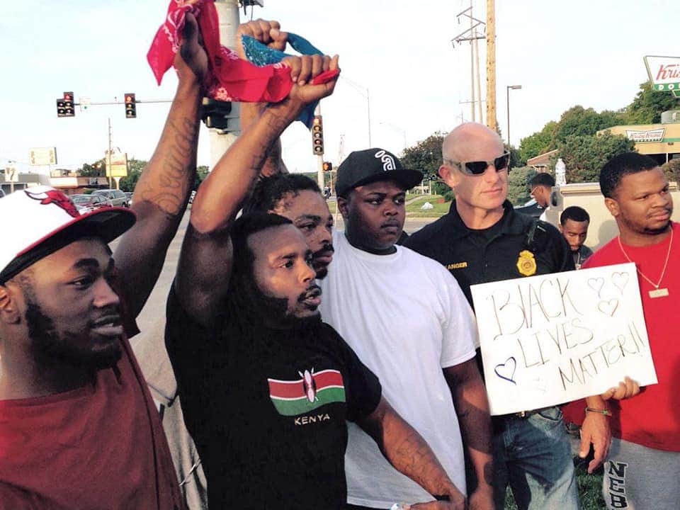 SirAfronomical's tweet photo. Yall remember the time bloods and crips called a truce and showed unity in the midst of the Black Lives Matter movement? We need that unity PERMANENTLY, stop the gang wars when there has always been a greater threat.

#GangUnity 
#BlackLivesStillMatter 
#StopTheHate https://t.co/O0KddkpSSV