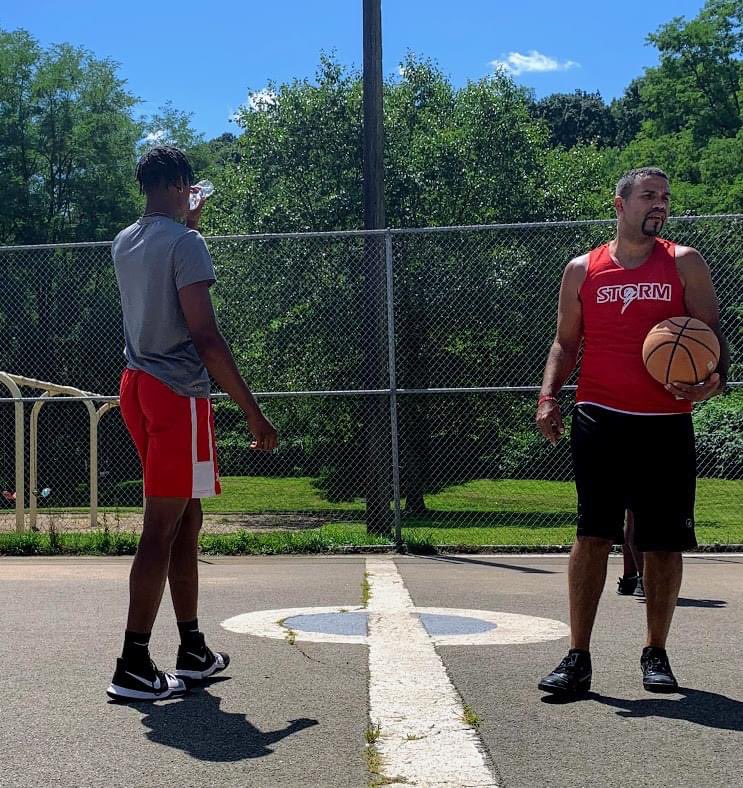 CoachJBass's tweet photo. Heard some tragic news in the middle of the night, a great young man passed away, pray for his family. He really was good kid, who went out of his way to speak every time I saw him. You will be missed! Gone to soon! RWG Tre, you were definitely one of Jeannette's Greatest! https://t.co/NQHoOwbg0R