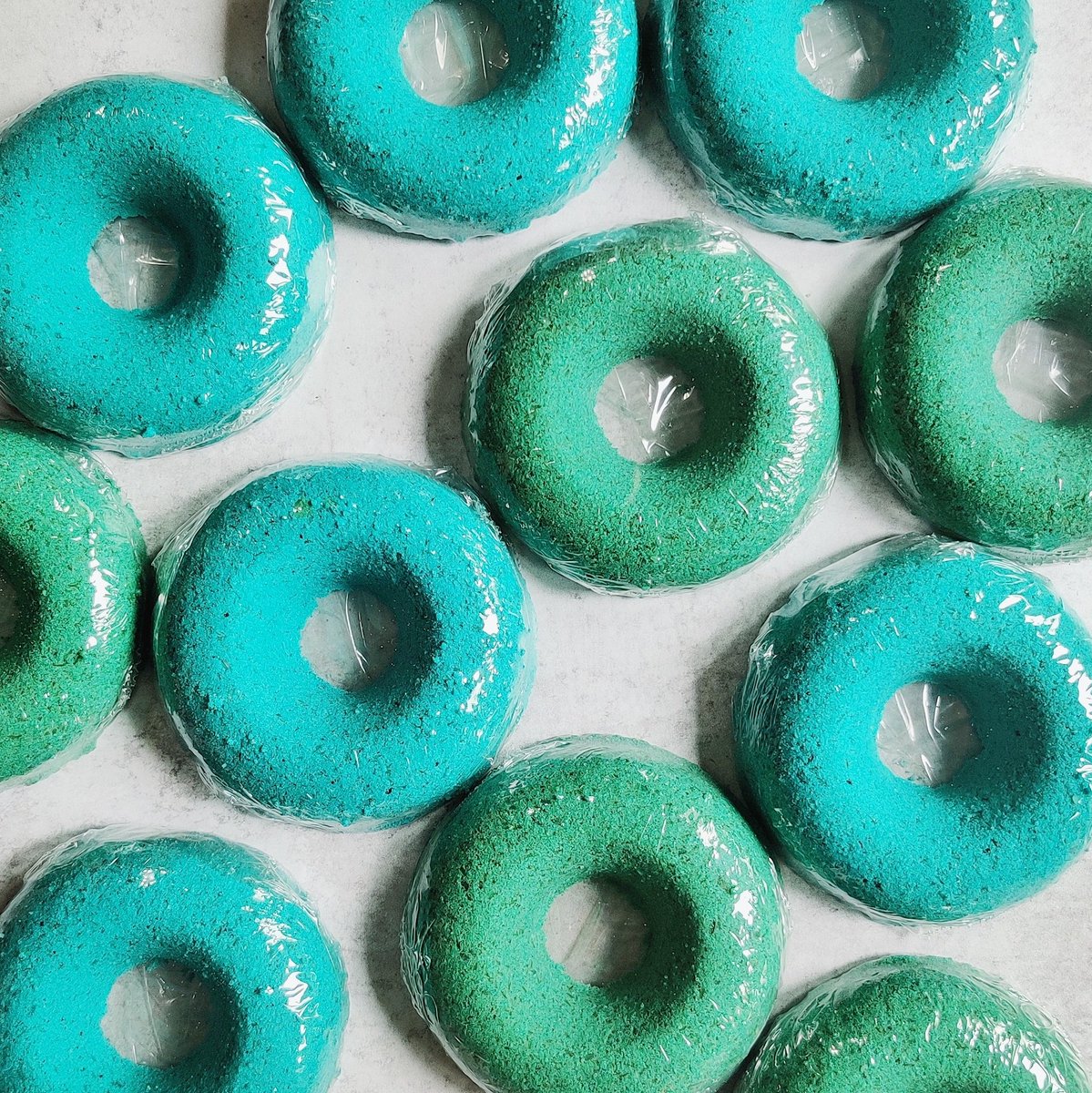 SoapyBabe17's tweet photo. Blue Agave &amp; Island Escape bath bombs are restocked! Link in bio! https://t.co/7emf1CNBcT
