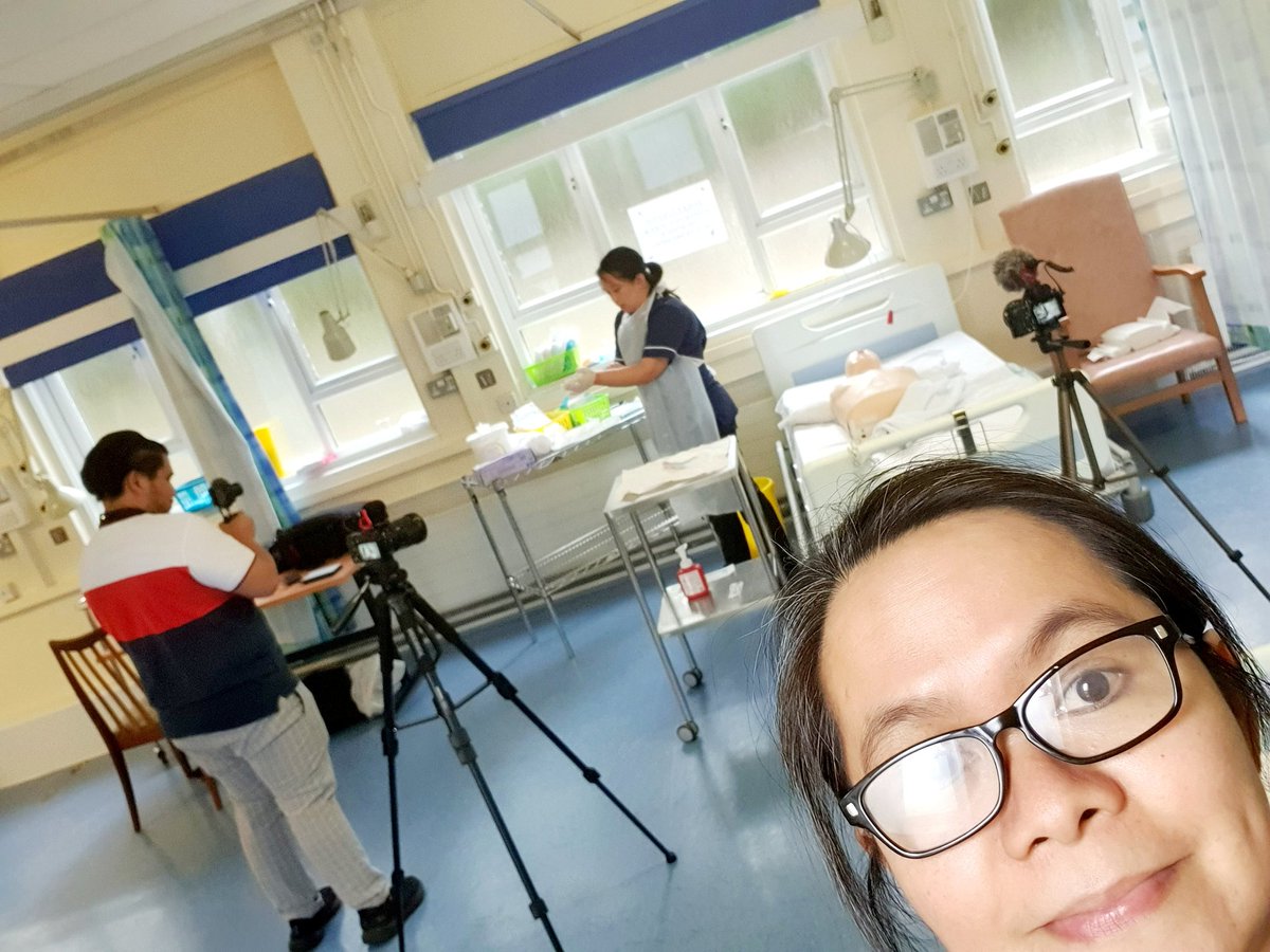 AaronKyle1120's tweet image. Happened today
#TrainingIsKey
#FilmingEducation
#VirtualLearning
(I can get used to being filmed😂)
#IENs
#FrimleyHealth 
#ClinEdRockingIt
Bobby Dazzler rocks the mask too 🤣😂
@kateganzon1 
@SharonBurf 
@tonyfenby 
@clinedFHFT