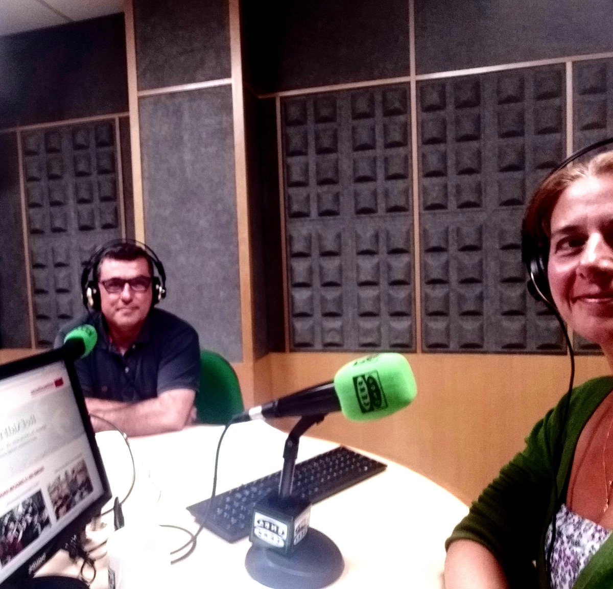 Esta  noche en <a href="/lamirilla0/">La Mirilla</a> <a href="/OndaCero_es/">Onda Cero</a>   tengo un charla pendiente con <a href="/67keegan/">José Luis | Keegan</a> sobre educación en tiempos de pandemia Proyectos de <a href="/Entreculturas/">Entreculturas</a> 
De 21 a 23 horas