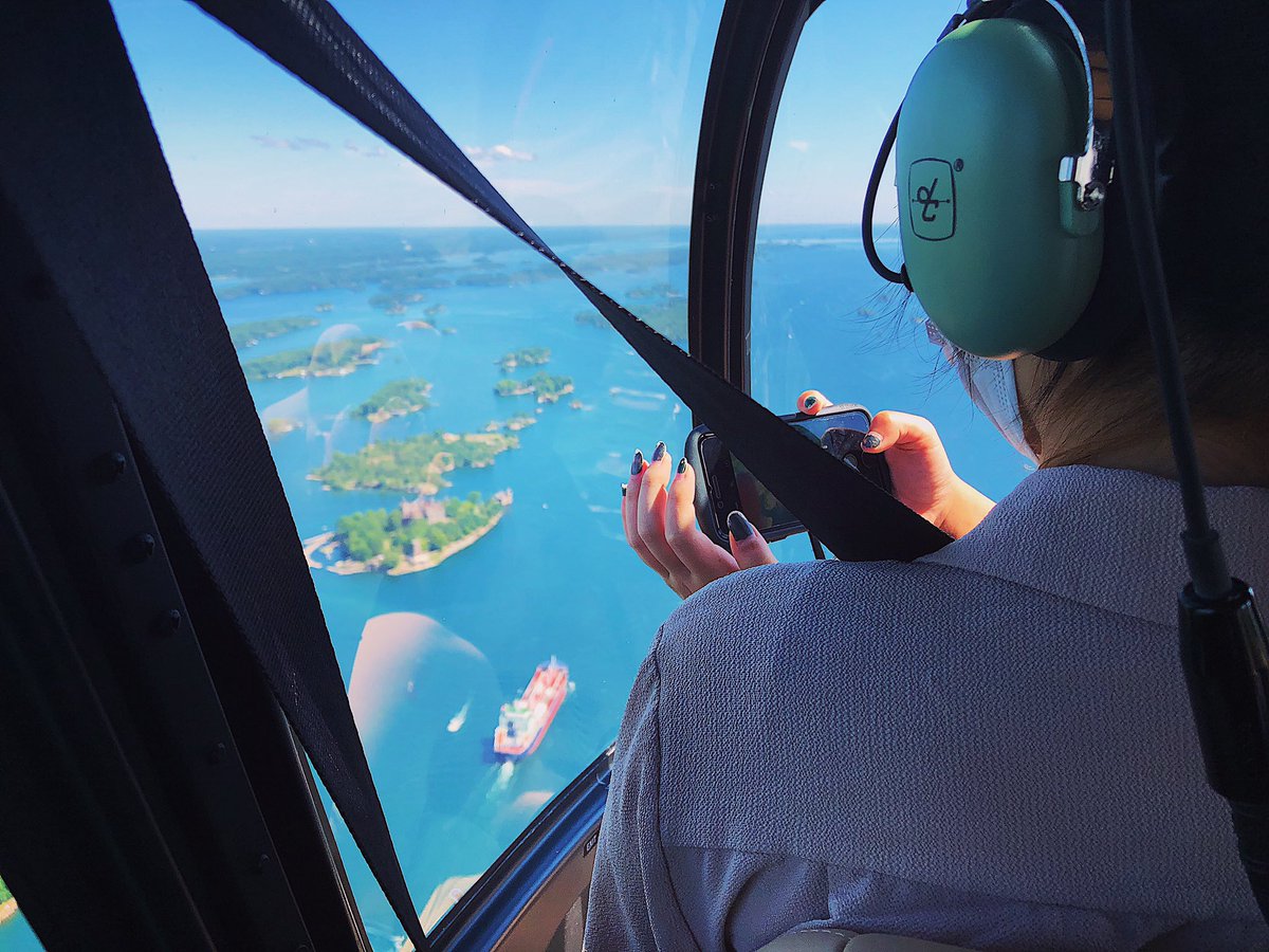 Who’s coming to see us and these views this long weekend? 🚁☀️#weekendvibes #photography #helicopter #visit1000islands #Travel