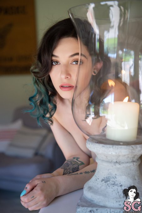 I have a new set out on @SuicideGirls ❗️❗️❗️ shot by @robgiro - is really dreamy and classic and I love<a class="tags" href="/tag/suicidegirls">@suicidegirls</a>