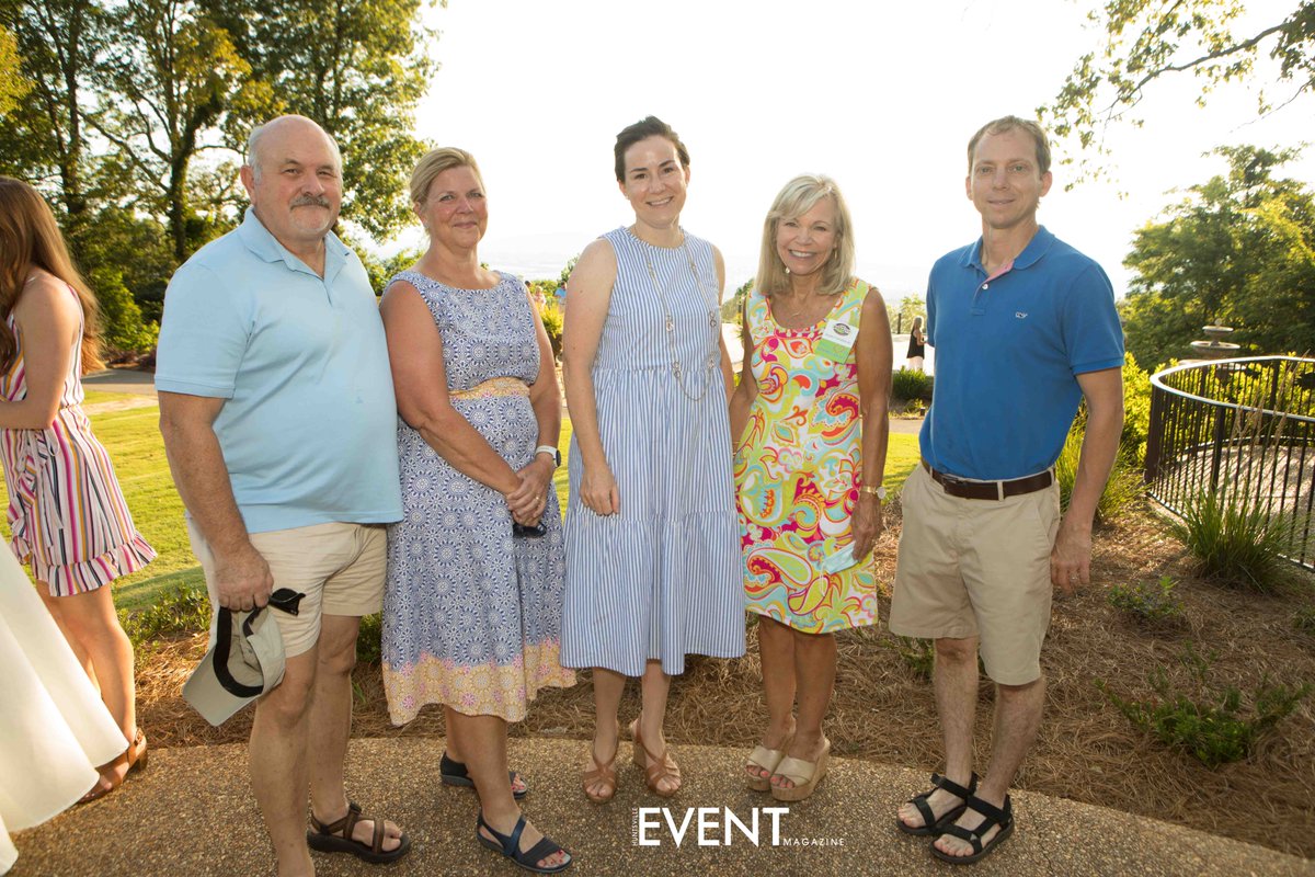Hsv_Event_Mag's tweet photo. Burritt Museum - New Orleans Dinner, check out all the pics of this fun event at https://t.co/7DL0y10VAl. #burrittonthemountain #nola #foodie #theview #huntsvilleal #hsv #HuntsvilleEVENTMagazine https://t.co/dpSOIEub7S