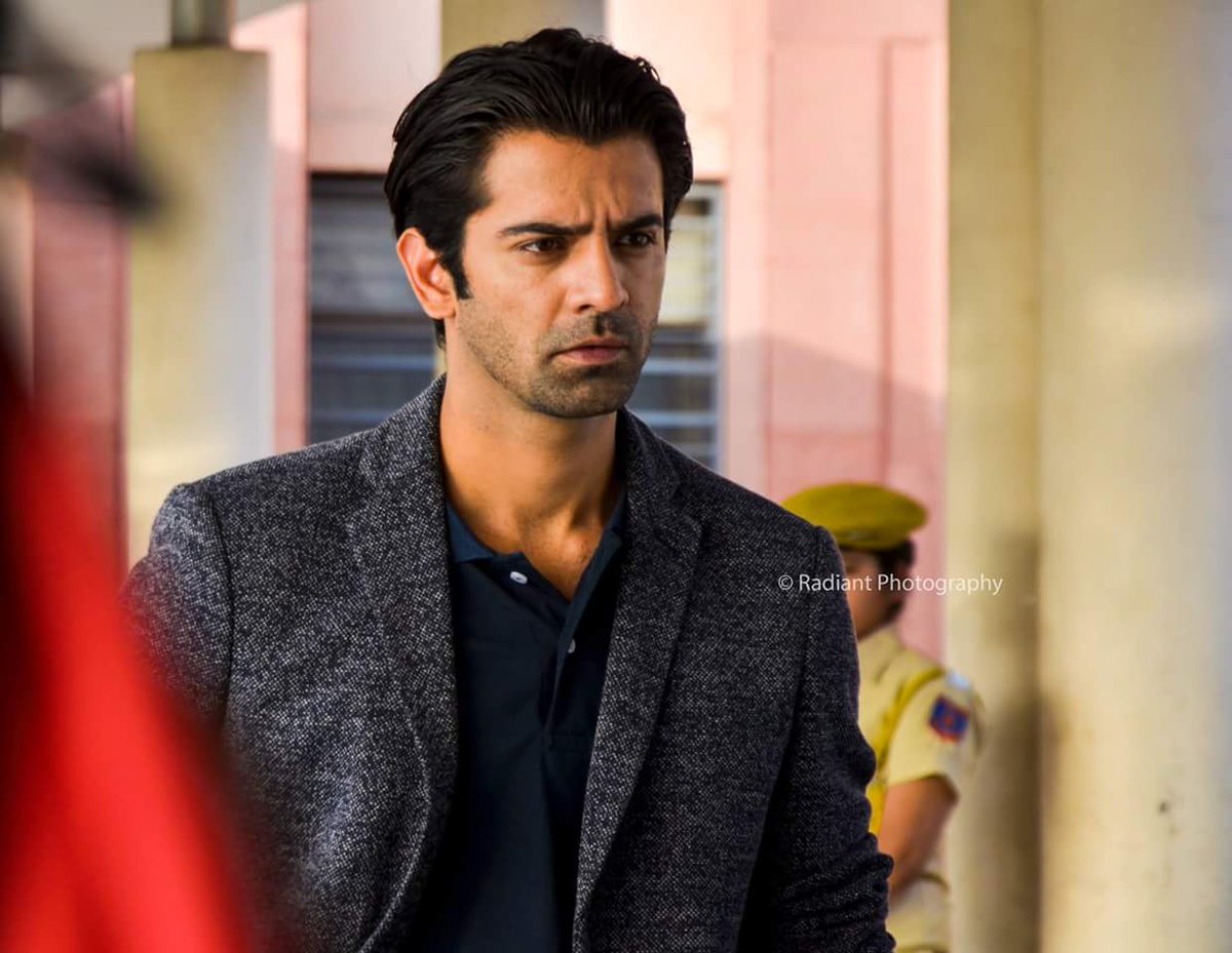 aytl_budak's tweet photo. #WeWantShivRunBack β€
#SatyaKiKiran #mohra
#BarunSobti #ShivaniTomar #zeetv #bbcindia
@sshashank429
@BBCIndia @BarunSobtiSays @shivanitomar09 @ZeeTV https://t.co/3bOYJnfWyl