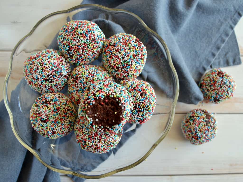 Inseong - Romkugle (Ball of rum)Loudness is key! A mix of everything good (quite literally as the cake is made of all sorts of pastries and cakes). Might be too much to handle for some people