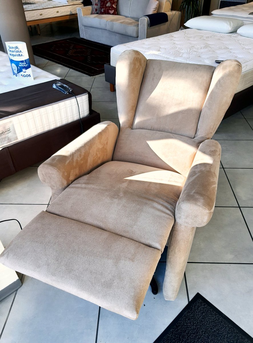 Sistemariposo's tweet photo. #POLTRONARELAX modello #Bergere.
#2motori, #Kitroller, #DispositivoMedico CE.
👉 ORA IN #PROMOZIONE!
ℹ #SISTEMARIPOSO a #Firenze, vicino a #SestoFiorentino.
#poltrone #poltronerelax #poltrona #soluzioniperilriposo #riposare #benessere #sistemidiriposo #poltronaalzapersona https://t.co/pGNLl16Qe4