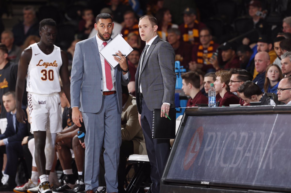 RamblersMBB's tweet photo. Our staff is 💪! Some well-deserved recognition for our own @CoachDrewLU and @mattcgordon - 2 of the best in @ValleyHoops and the business!

🗞➡️ https://t.co/QVLCgjwAyd

#OnwardLU #MVCHoops https://t.co/tt1wWkI01l